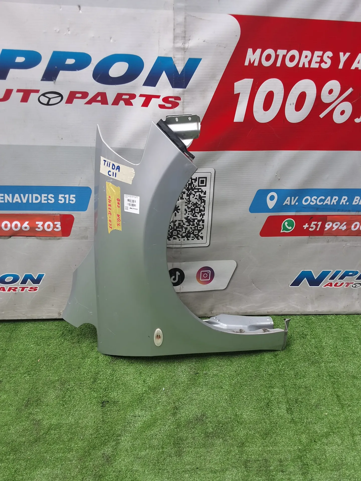 GUARDAFANGO NISSAN TIIDA LATIO 2004-2012 SC11 SNC11H USADO